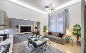 Central Market Residence